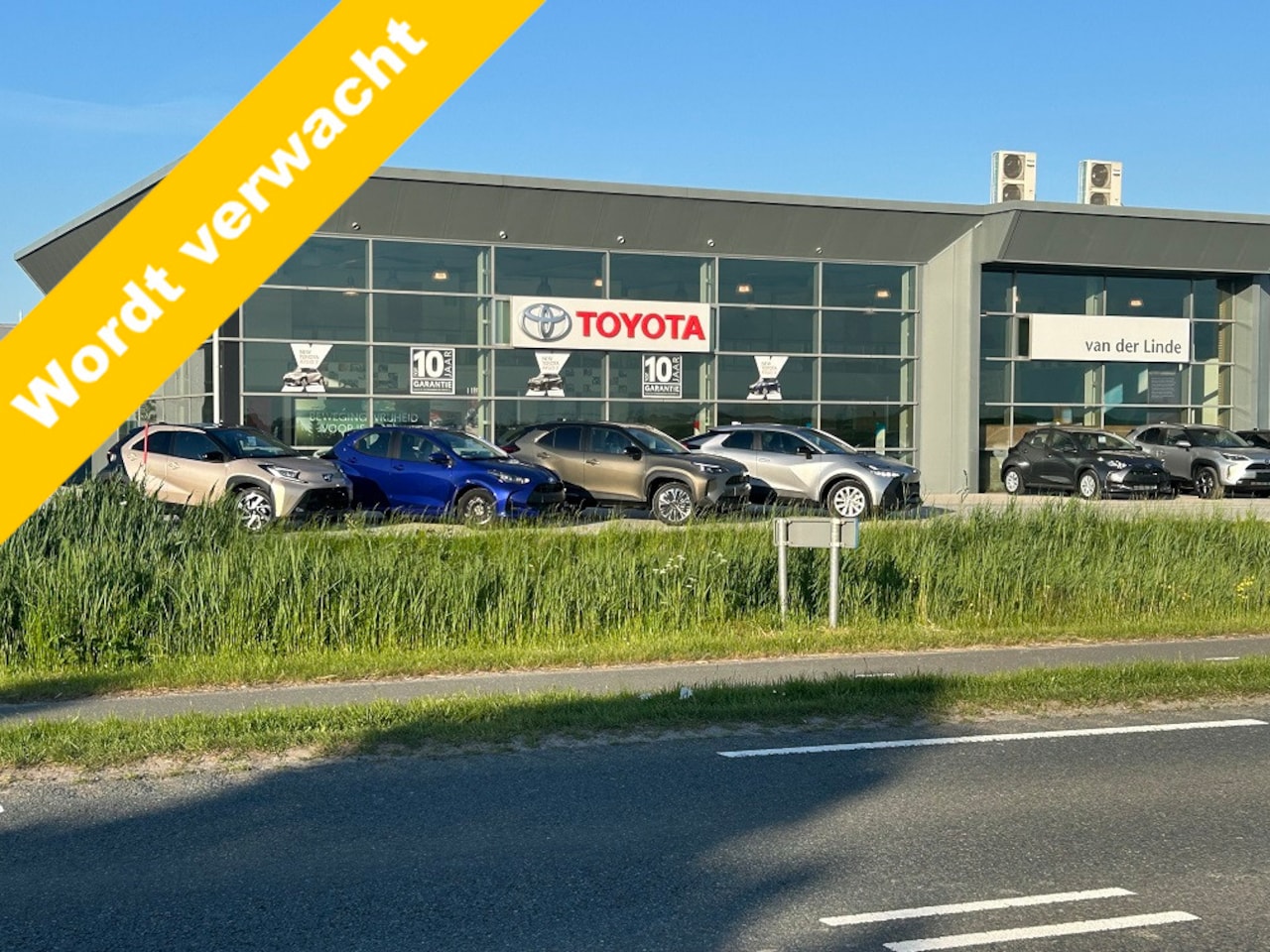 Toyota C-HR - 1.8 Hybrid First Edition 1.8 Hybrid First Edition - AutoWereld.nl