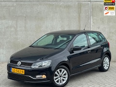 Volkswagen Polo - 1.0 First Edition 5D 2014 Zwart AIRCO|CRUISE