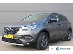 Opel Grandland X - 1.2 Turbo Innovation | Navigatie | Camera | AGR | All season | Trekhaak | Parkeersensoren