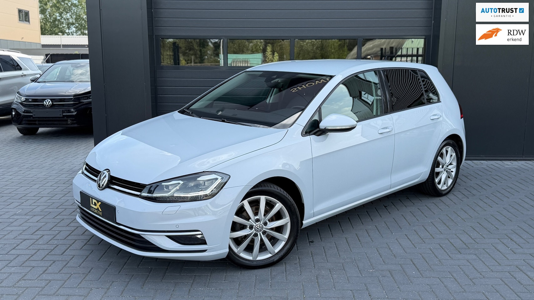 Volkswagen Golf - 1.4 TSI Highline Camera|Stoelverwarming|Virtual|Dodehoek - AutoWereld.nl