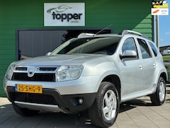 Dacia Duster - 1.6 Lauréate 2wd|D-riem v.v.|Airco|Trekhaak|Elektr.ramen|Nieuwe APK|NAP|LM-Velgen|