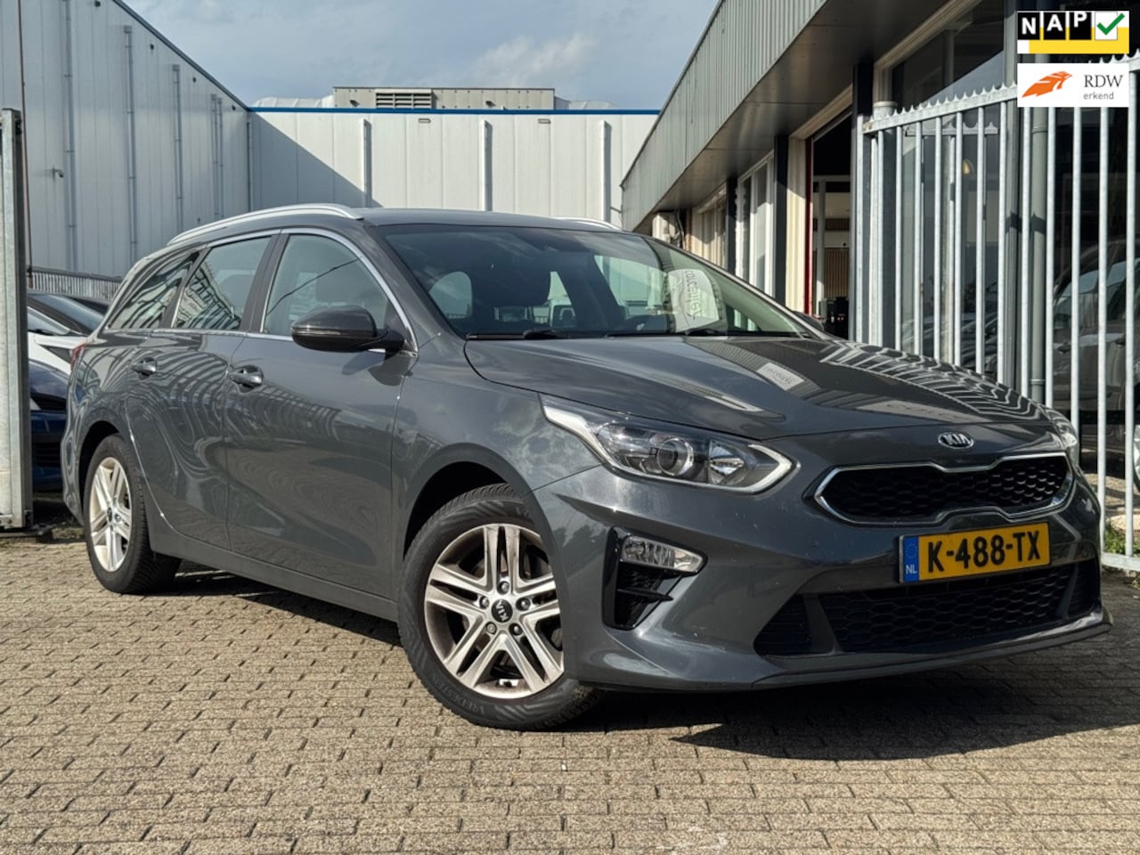 Kia Cee'd Sportswagon - Ceed 1.0 T-GDi DynamicLine Bak defect ex BTW - AutoWereld.nl