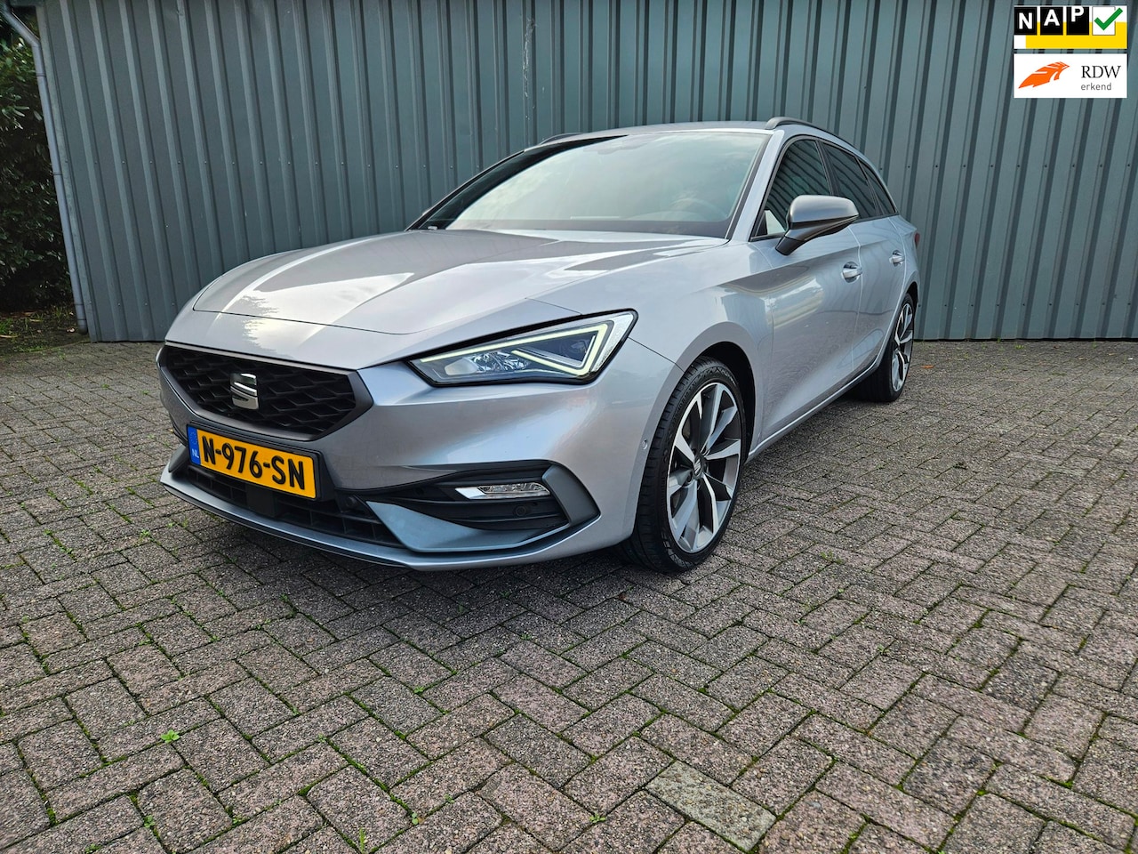 SEAT Leon Sportstourer - 1.0 TSI FR Business Intense 1.0 TSI FR Business Intense - AutoWereld.nl
