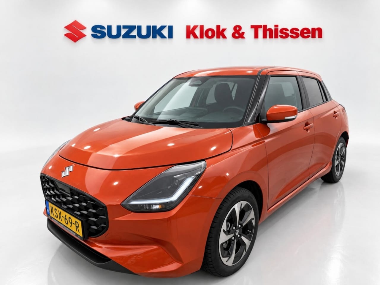 Suzuki Swift - fabrieksgar. t/m 14-08-2036 1.2 Style Smart Hybr Navi LMV CC Apple/Android Clima PDC - AutoWereld.nl