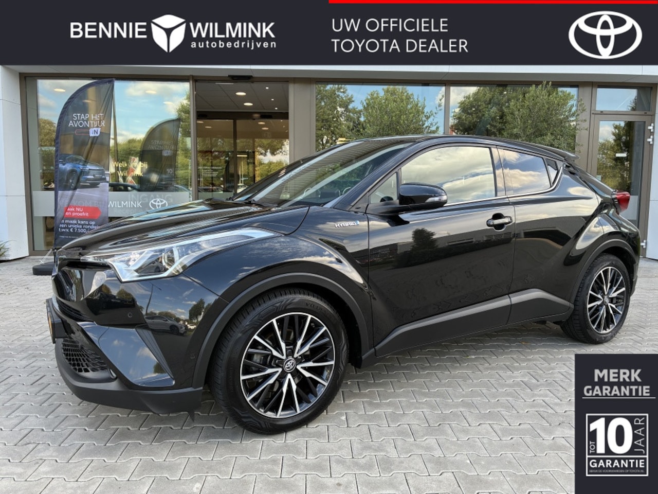 Toyota C-HR - 1.8 Hybrid Dynamic | Trekhaak | Stoelverwarming | PDC v/a | - AutoWereld.nl