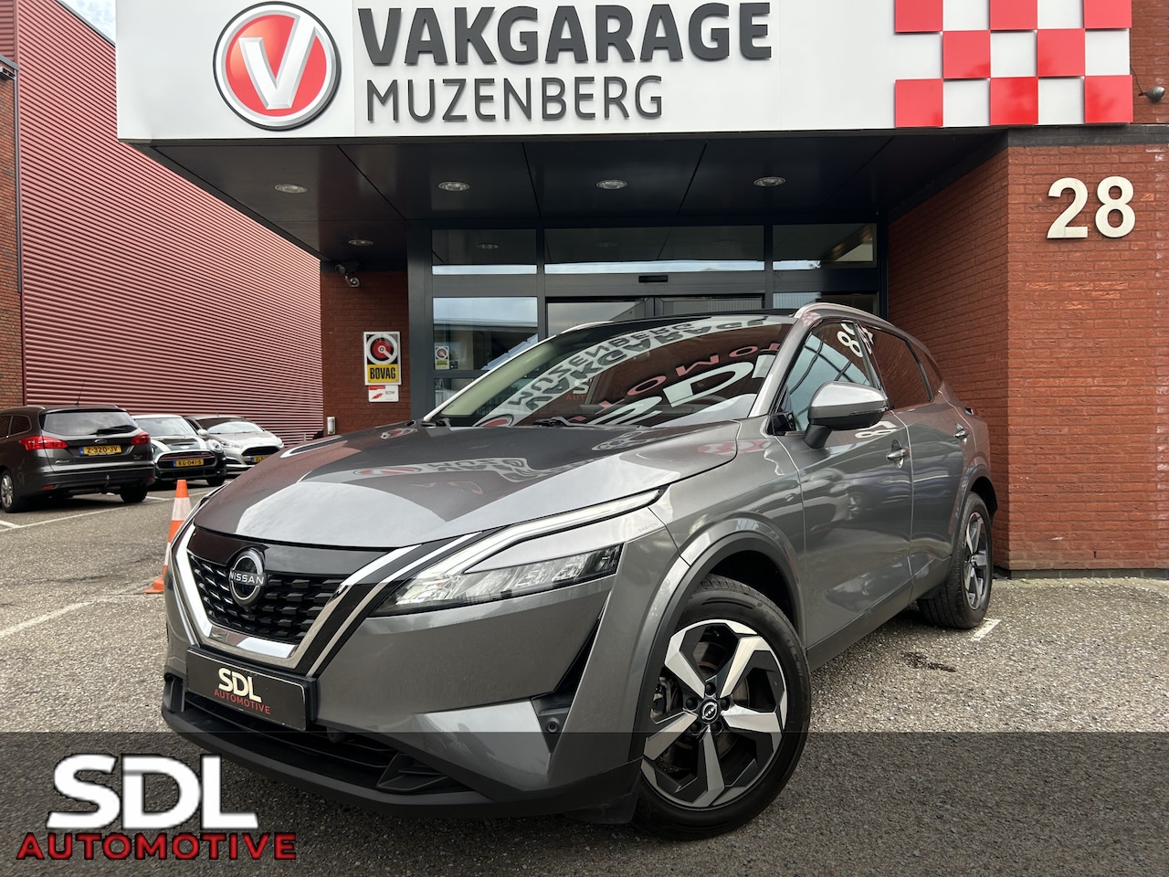 Nissan Qashqai - 1.5 e-Power 190 PK!! N-Connecta // FULL LED // 360 CAMERA // NAVI + CARPLAY // PANO-DAK // - AutoWereld.nl