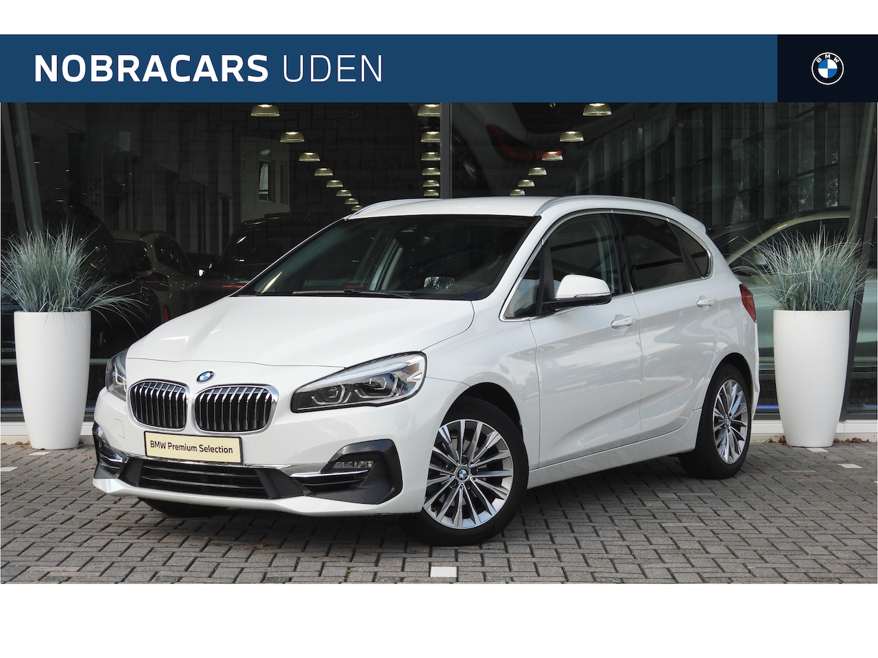 BMW 2-serie Active Tourer - 218i Executive Luxury Line Automaat / LED / Head-Up / Cruise Control / PDC - AutoWereld.nl