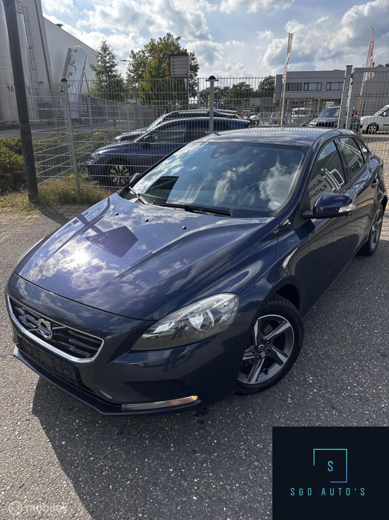 Volvo V40 - 1.6 D2 Momentum / Zeer nette auto... - AutoWereld.nl