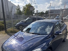Volvo V40 - 1.6 D2 Momentum / Zeer nette auto