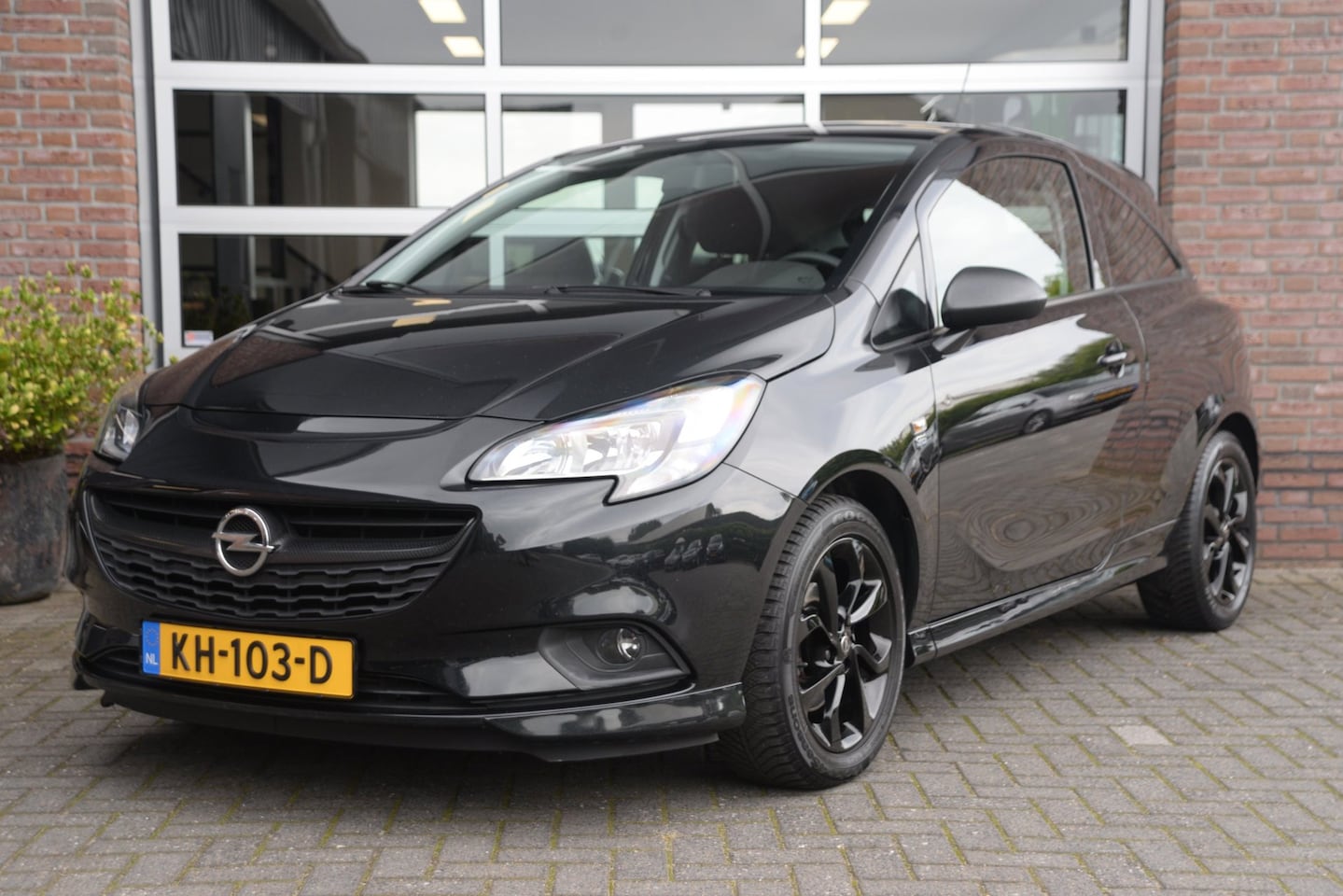 Opel Corsa - 1.0 Turbo Edition| OPC line | Stoel/Stuur verwarming | Orig. NL | - AutoWereld.nl