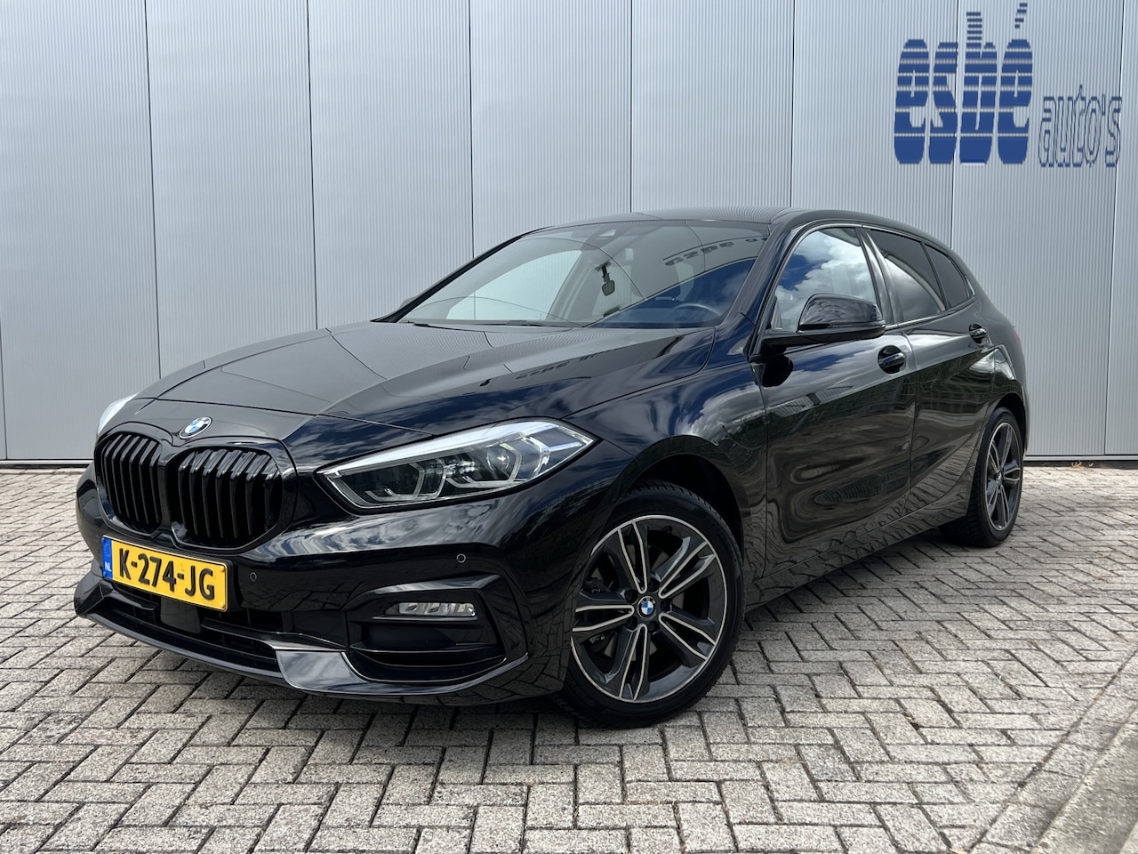 BMW 1-serie - 118i Automaat Sportline Executive Edition Navi Prof Sportstoelen Led koplampen 17 Inch Vel - AutoWereld.nl