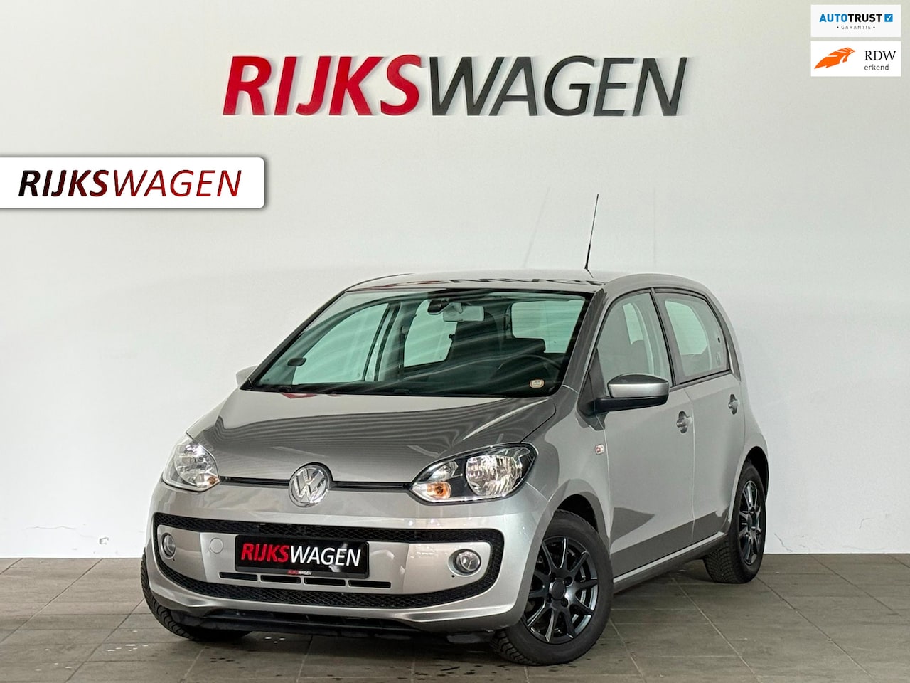 Volkswagen Up! - 1.0 high up! BlueMotion Automaat/Airco/Stoelverwarming - AutoWereld.nl