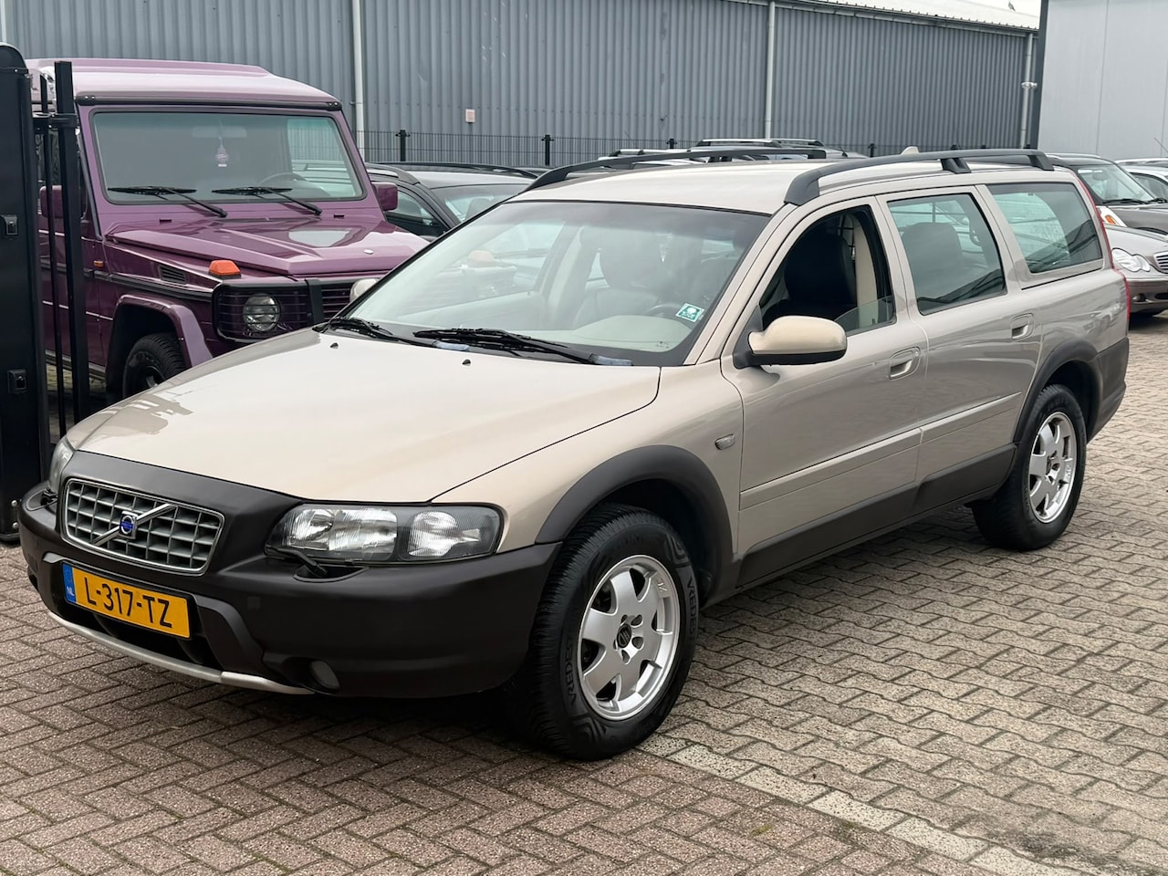 Volvo XC70 - 2.4 T AWD Automaat 2000 Blijvend Youngtimer ! Turbo - AutoWereld.nl