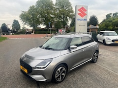 Suzuki Swift - 1.2 Style Smart Hybrid AUTOMAAT // 10 jaar garantie // 1e eigenaar dealer onderhouden Swif