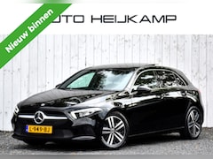 Mercedes-Benz A-klasse - 180 Business Solution Luxury | Panoramadak | Sfeerverlichting | Leder