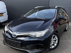 Toyota Auris - 1.8 Hybrid Comfort / Export
