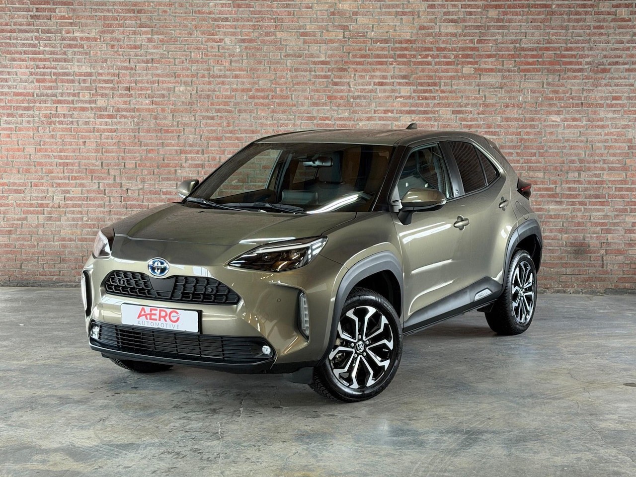 Toyota Yaris Cross - 1.5 Team D. Hybrid / Winter Pakket / Safety Pakket / Clima / CarPlay / Navi / PDC / Keyles - AutoWereld.nl