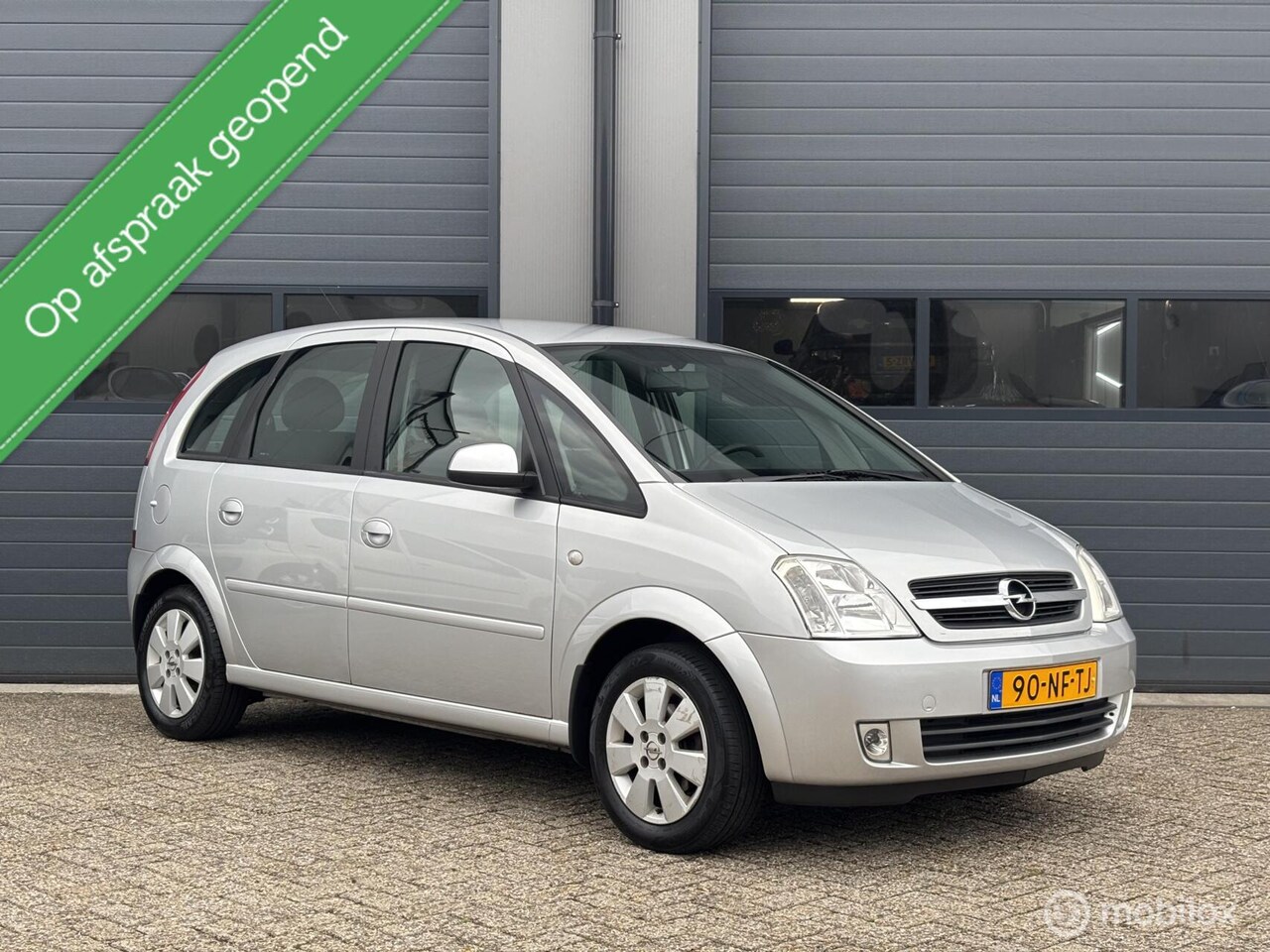 Opel Meriva - 1.6 Cosmo Uitvoering / NL Auto _Hoog Zit - AutoWereld.nl