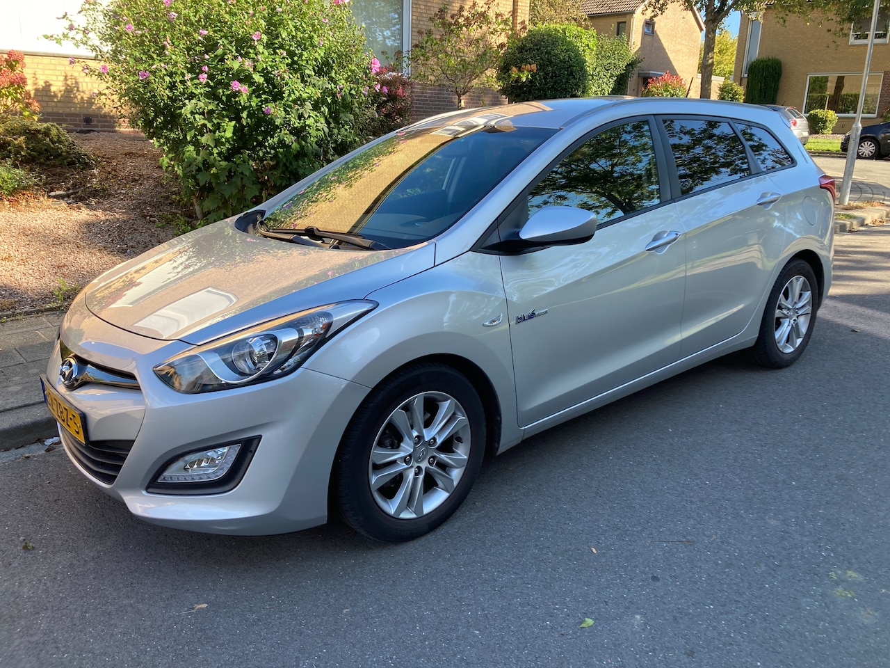 Hyundai i30 Wagon - 1.6 GDI i-Motion Trekhaak, winterbanden set - AutoWereld.nl