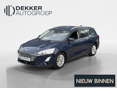 Ford Focus Wagon - 1.5 EcoBoost Titanium Business | 1500 kg trekkracht | WINTER PACK