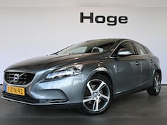 Volvo V40 - 1.6 T2 Momentum Clima Cruise control Navigatie Camera PDC Trekhaak Inruil mogelijk