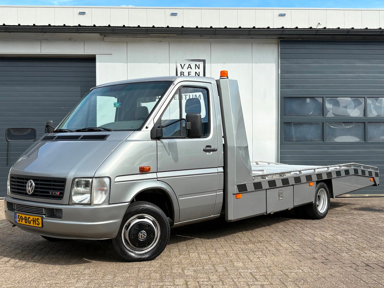 Volkswagen LT - 2.8TDI 131pk N1 Tijhof Oprijwagen Luchtvering - AutoWereld.nl