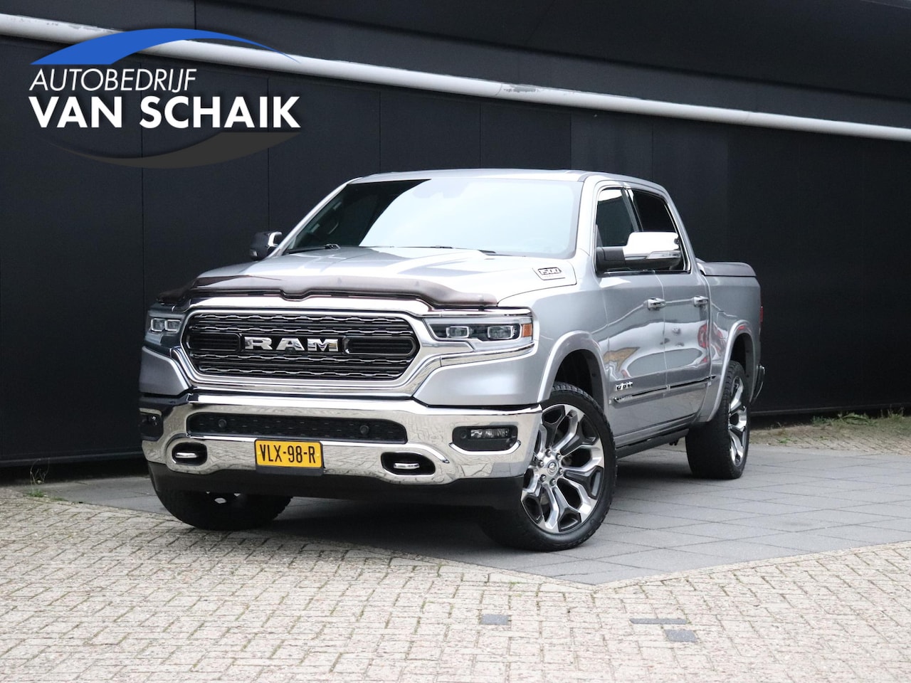 Dodge Ram 1500 - 5.7 V8 4x4 Crew Cab Limited | LEDER | MEMORY | PANO-DAK | LUCHTVERING | TREKHAAK | H&K | S - AutoWereld.nl