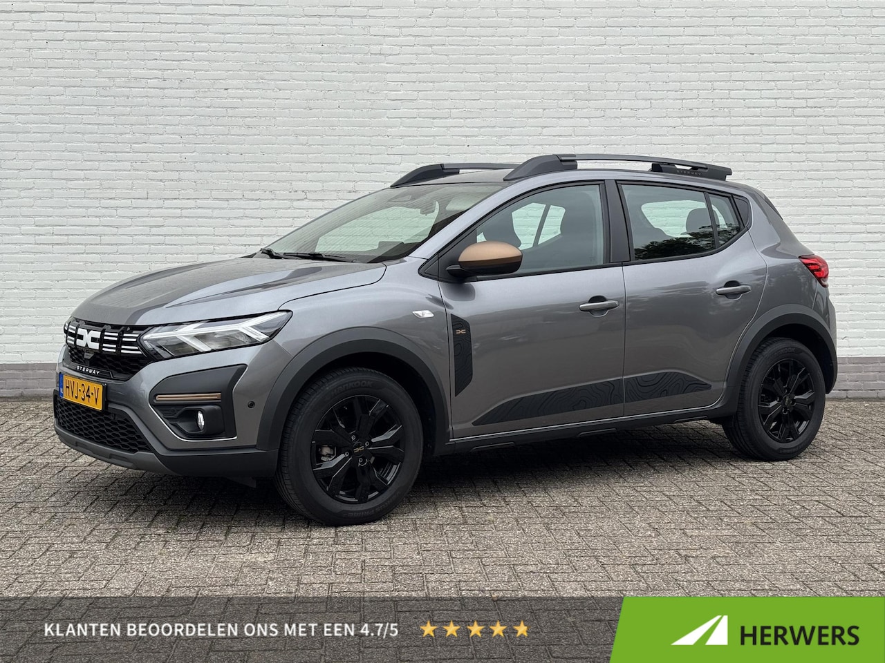 Dacia Sandero Stepway - 1.0 TCe 110 Extreme / Camera / Navi / Cruise / Clima / Parkeersensoren / Dodehoek Detectie - AutoWereld.nl