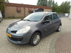 Renault Clio - 1.2-16V Business Line
