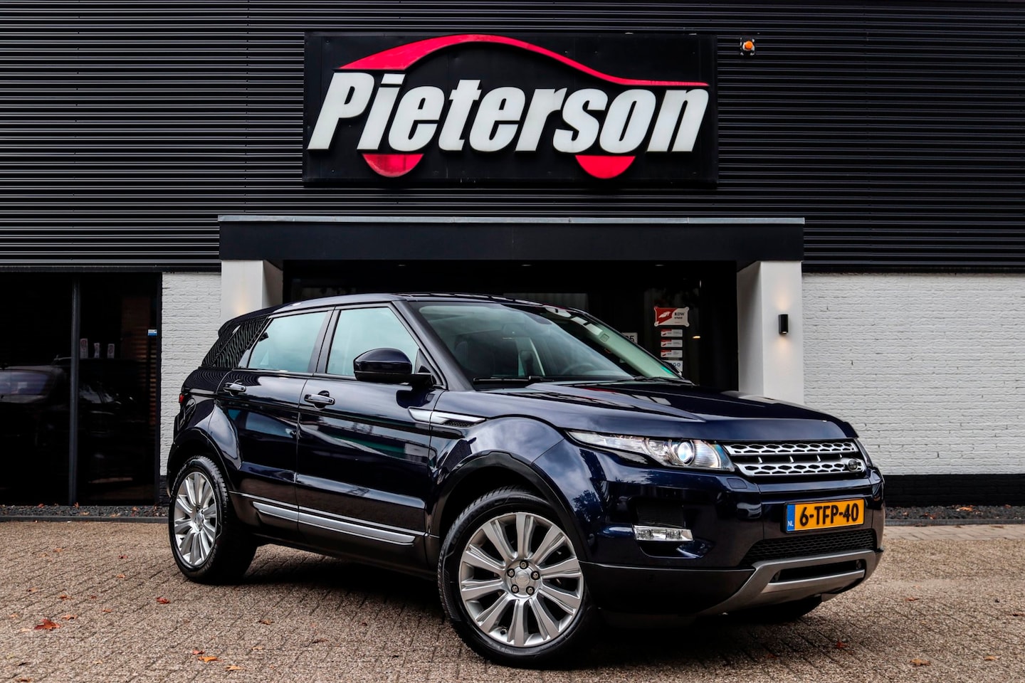 Land Rover Range Rover Evoque - 2.0 Si 4WD NAP MERIDIAN PANO - AutoWereld.nl