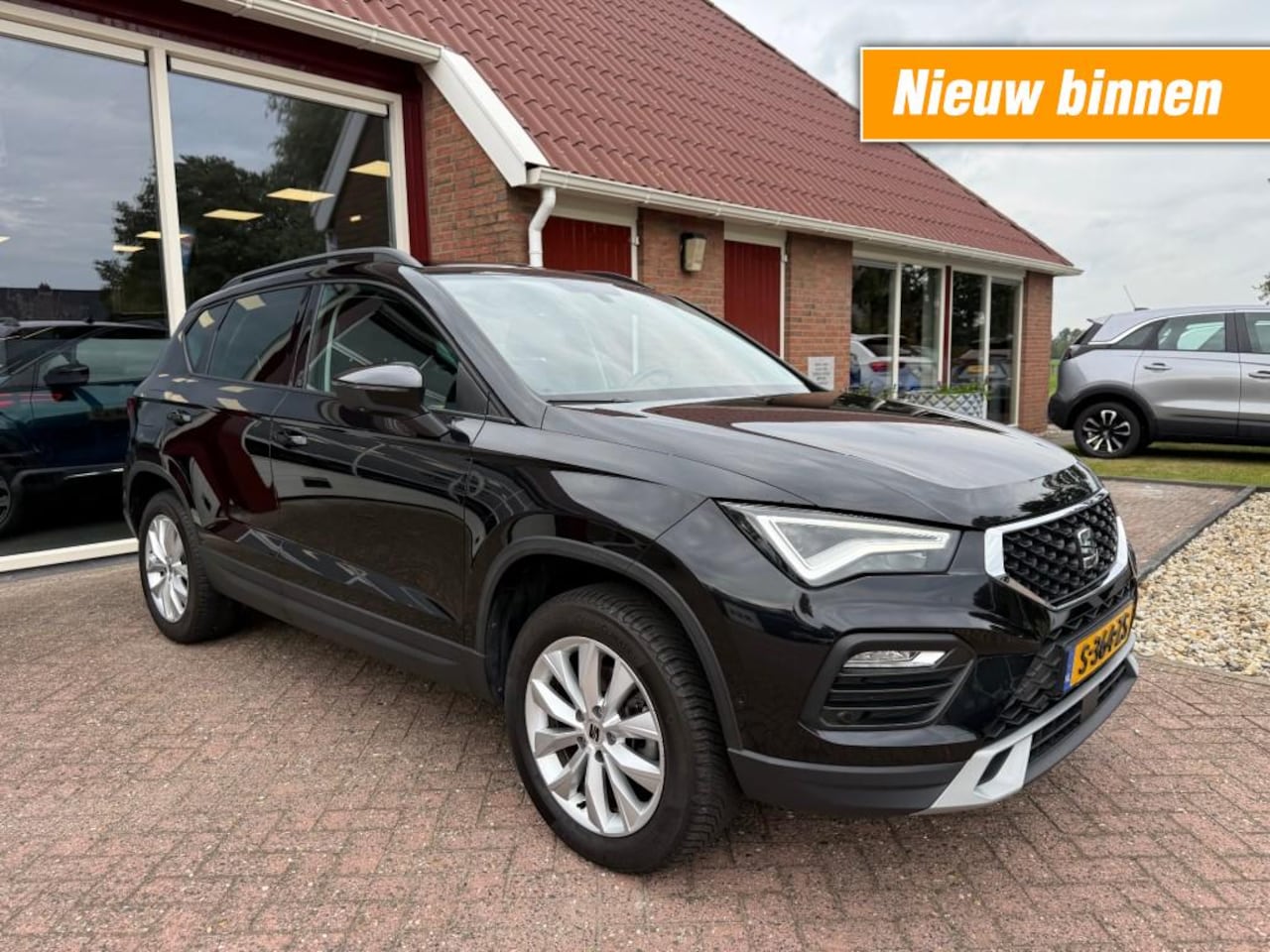 SEAT Ateca - 1.5 TSI Style Business Intense Orig. NL/Camera/Trekhaak/Navigatie/Airco - AutoWereld.nl
