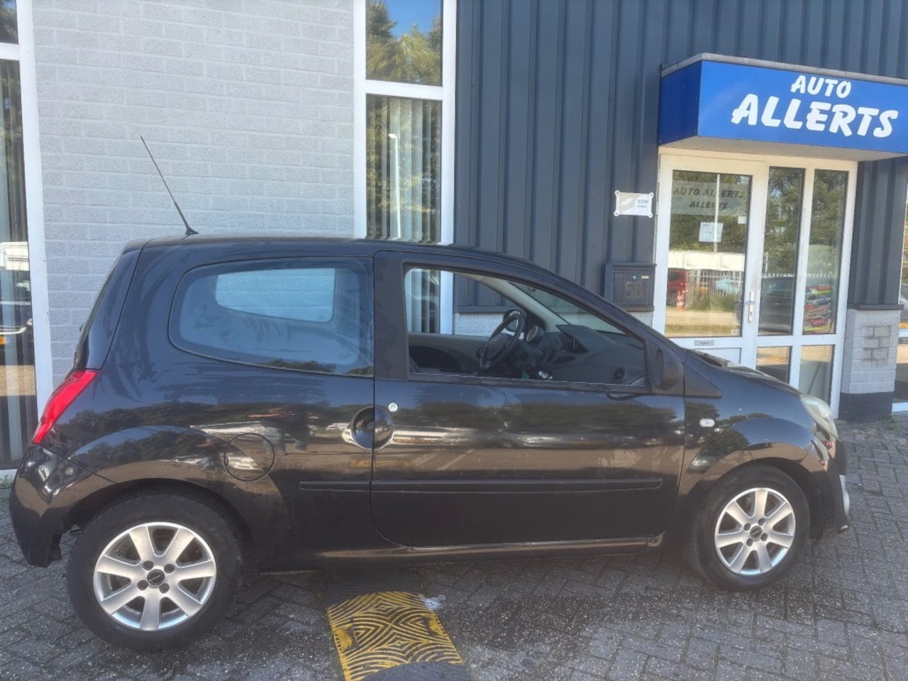 Renault Twingo - 1.2-16V Expression 1.2-16V EXPRESSION - AutoWereld.nl