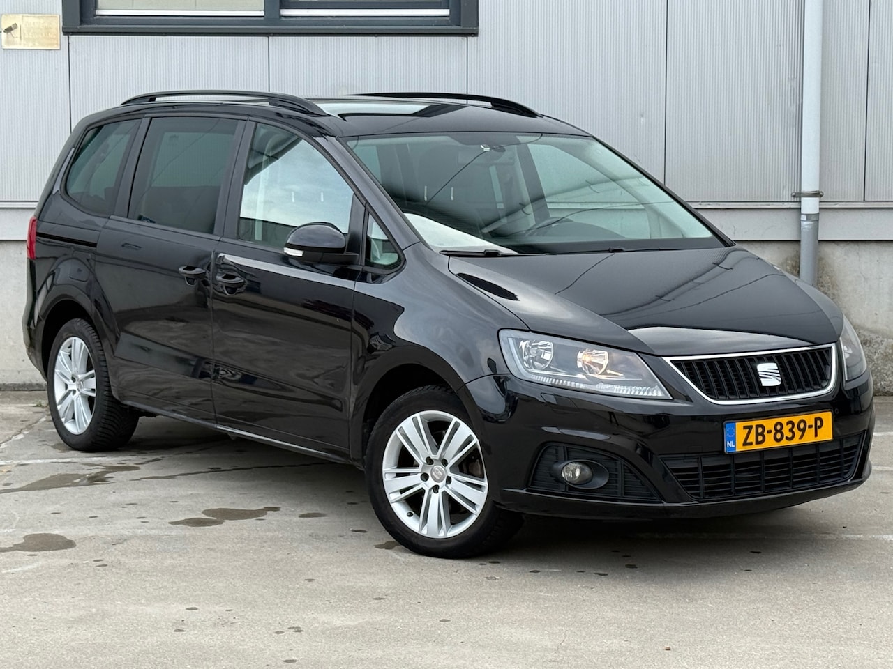 SEAT Alhambra - 1.4 TSI Style 7p / Navigatie / Camera / PDC / LM Velgen / Inruil Mog. - AutoWereld.nl