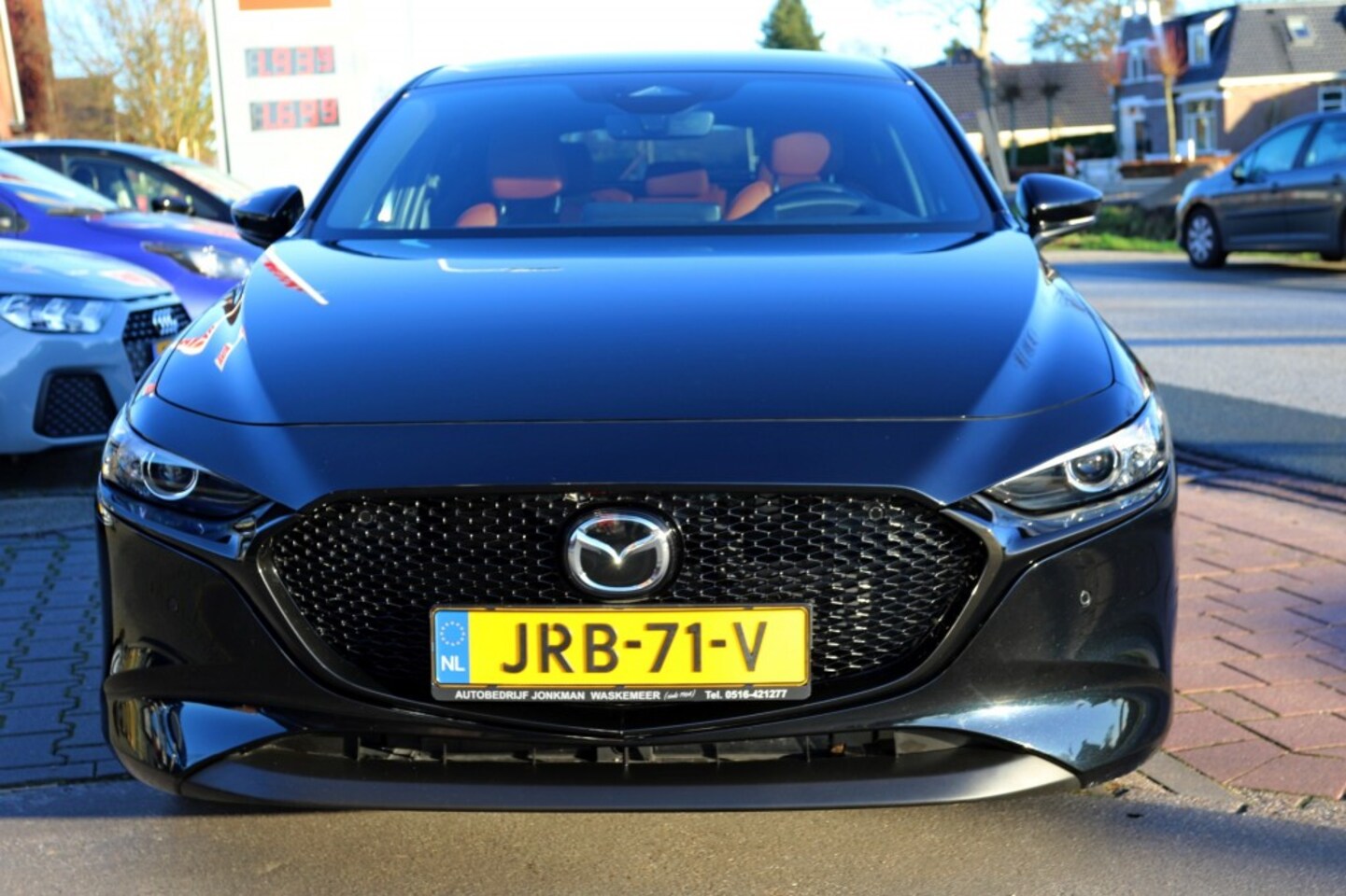 Mazda 3 - 2.5 e-SkyActiv-G M Hybrid 140 Nagisa 2.5 e-SkyActiv-G M Hybrid 140 Nagisa,Black line ,RIJKLAARPRIJS! - AutoWereld.nl