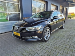 Volkswagen Passat - 1.8 TSI HIGHLINE, Pano, Automaat, Leer, Stoelverwarming, Keyless, ALL In prijs