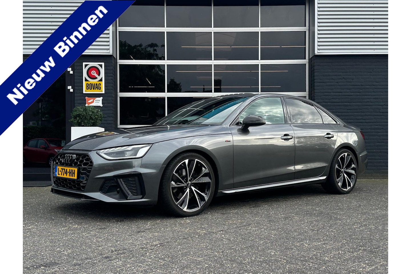 Audi A4 Limousine - 35 TFSI S-line Competition, Automaat, Carplay, Cruise, Pano, VirtualCockpit, NAP - AutoWereld.nl