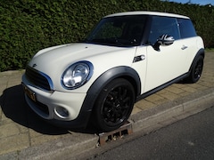 MINI One - 1.6 ONE CHILI -Airco-Navi-usb/aux