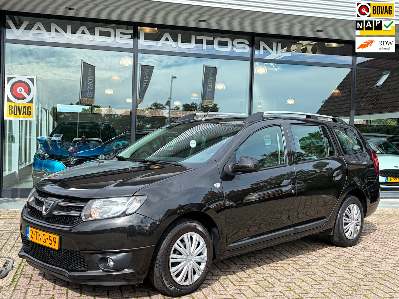 Dacia Logan MCV - 0.9 TCe Lauréate Navi Airco Cruise Trekhaak NL-Auto NAP Dealeronderhouden! - AutoWereld.nl