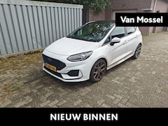Ford Fiesta - 1.0 EcoBoost Hybrid ST-Line X | Panoramadak | Apple Carplay/Android Auto | Winter Pakket |