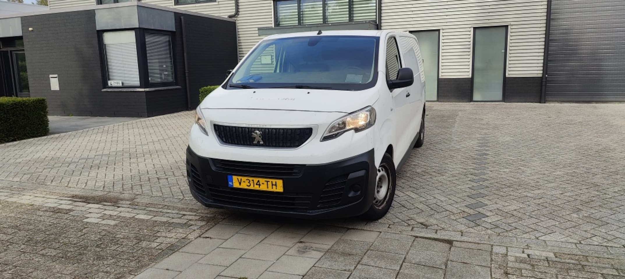 Peugeot Expert - 226S 1.6BlueHDI95Pre BJ 2018 EURO6 - AutoWereld.nl