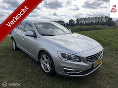 Volvo V60 - 2.4 D6 Twin Engine R-Design