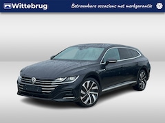 Volkswagen Arteon Shooting Brake - 1.4 TSI eHybrid 218pk R-Line DSG Automaat / Panorama schuifk dak / Navigatie Pro / Standka