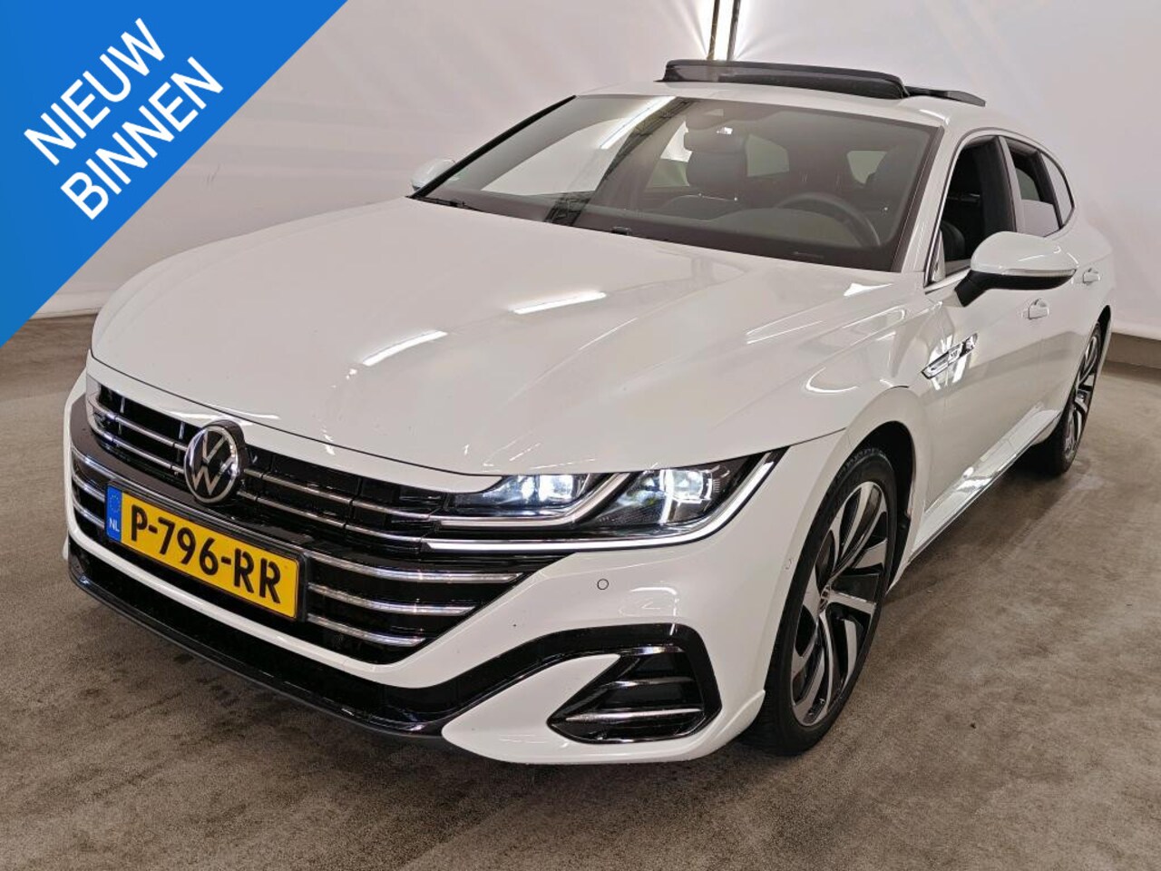 Volkswagen Arteon Shooting Brake - 1.4 TSI EHYBRID R-LINE BUSINESS+ I SCHUIF/KANTELDAK I STOELVERWARMING I APPLE CARPLAY I P- - AutoWereld.nl