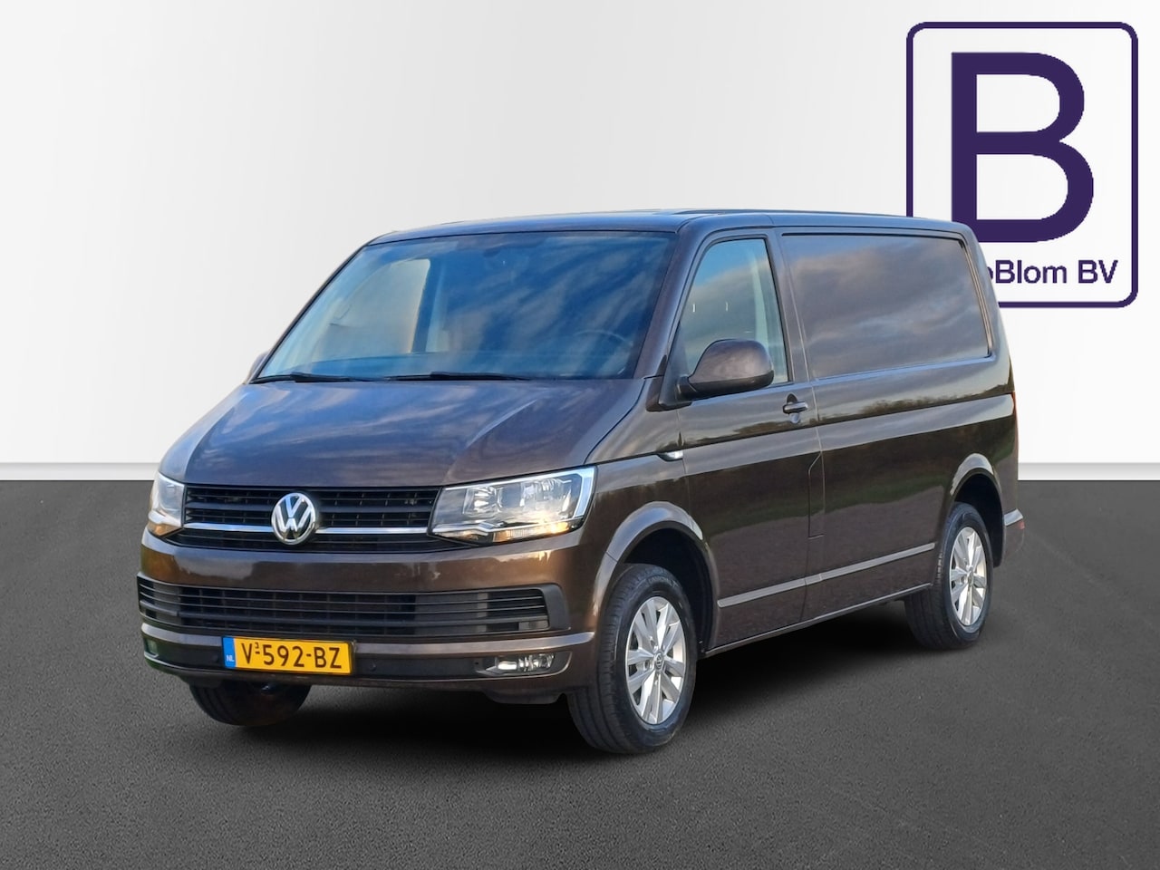 Volkswagen Transporter - 2.0 TDI L1H1 Comfortline Rolstoelvervoer / Passagiersstoel met lift / Marge / - AutoWereld.nl