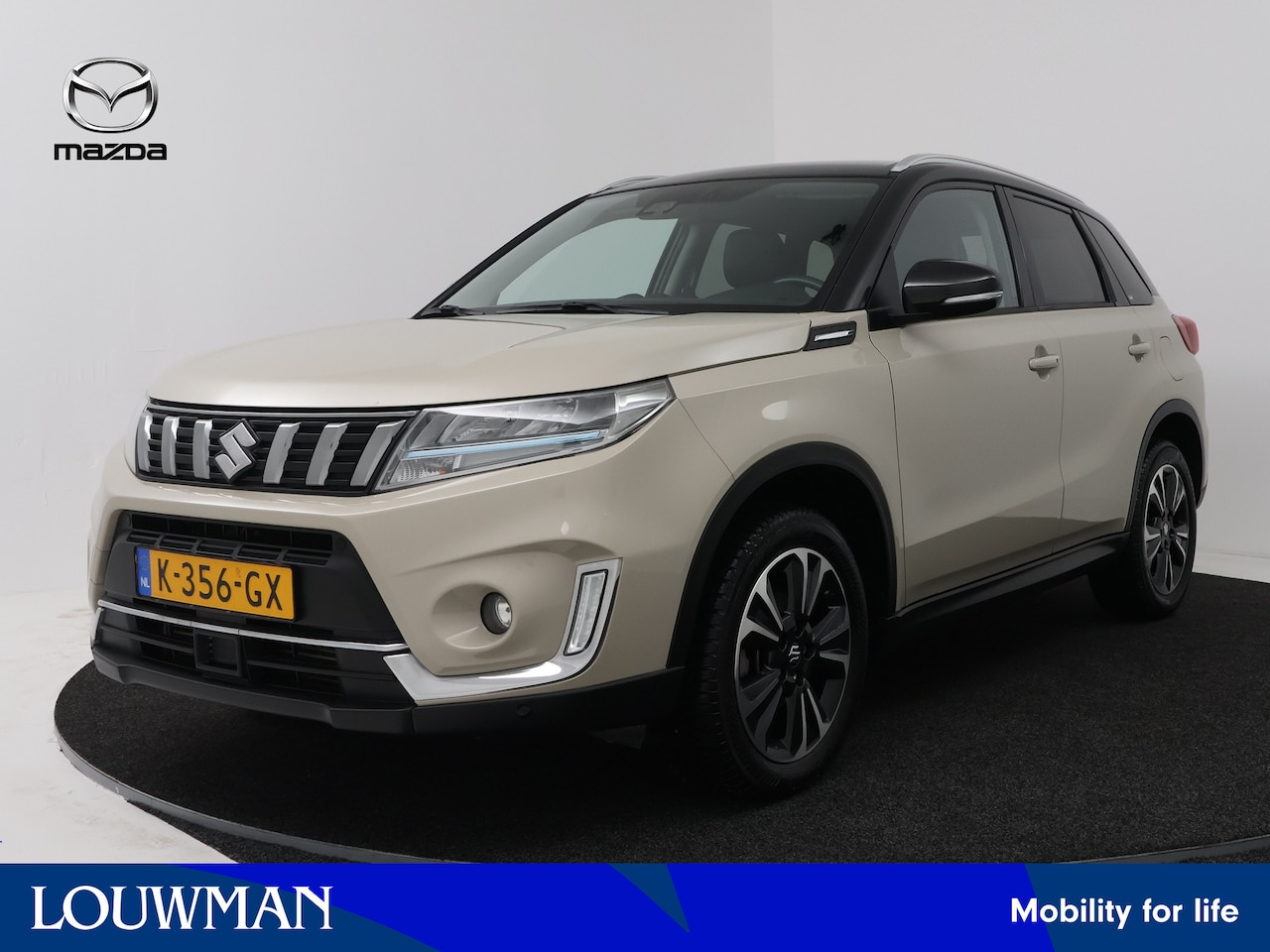 Suzuki Vitara - 1.4 Boosterjet Style Smart Hybrid | Trekhaak | Camera | Stoelverwarming | Navigatie | - AutoWereld.nl