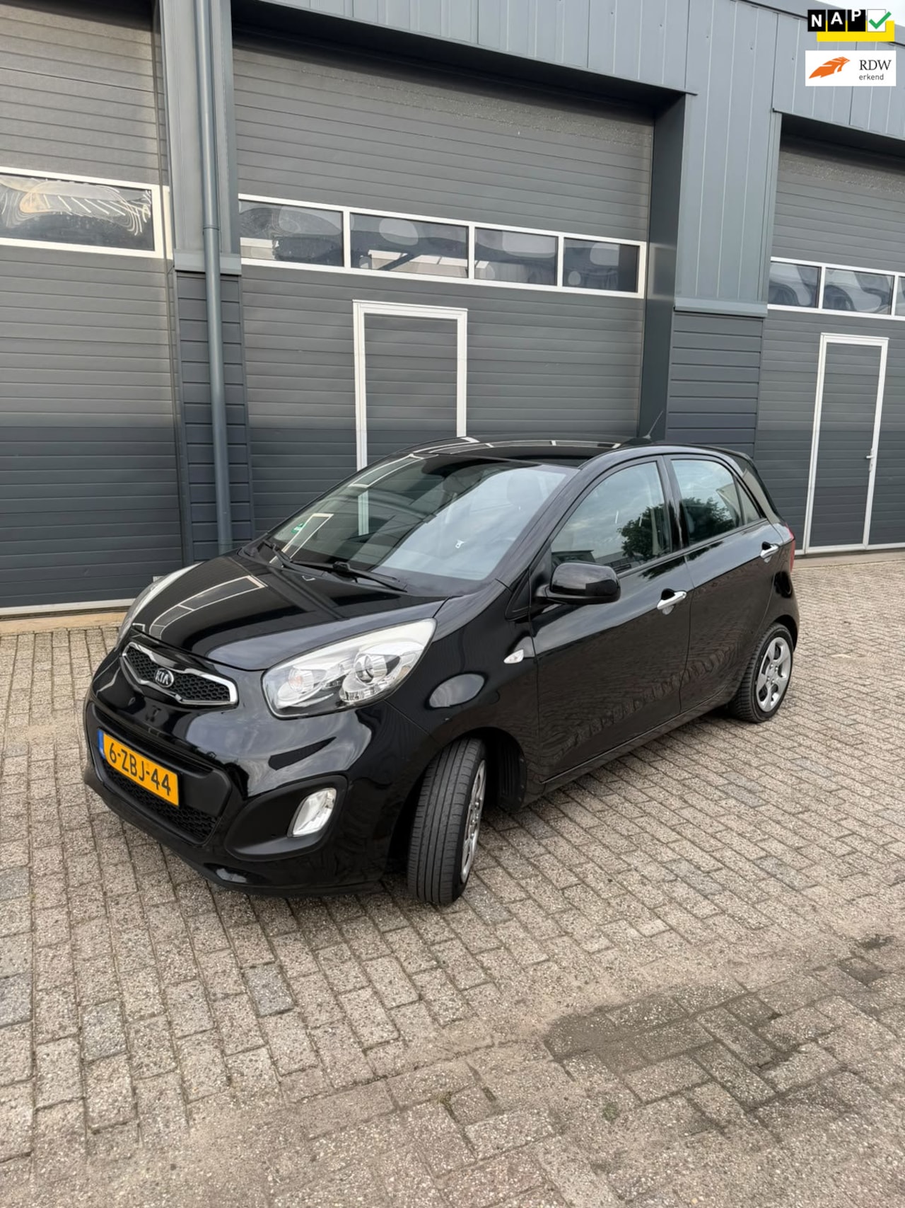 Kia Picanto - 1.0 CVVT BusinessLine 1.0 CVVT BusinessLine - AutoWereld.nl