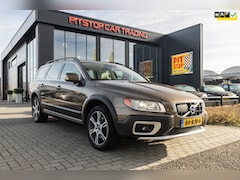 Volvo XC70 - 2.4 D5 Summum AWD, NL Auto, Apple Carplay, Facelift, Keurig