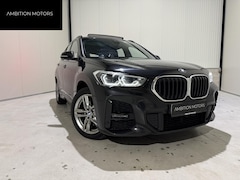 BMW X1 - xDrive25e eDrive M-Sport Pano/Ambient/Camera