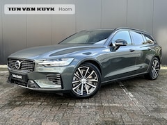 Volvo V60 - 2.0 T8 Plug-in hybrid AWD Plus Dark /head up display/ 360 camera /Panorama dak / trekhaak/