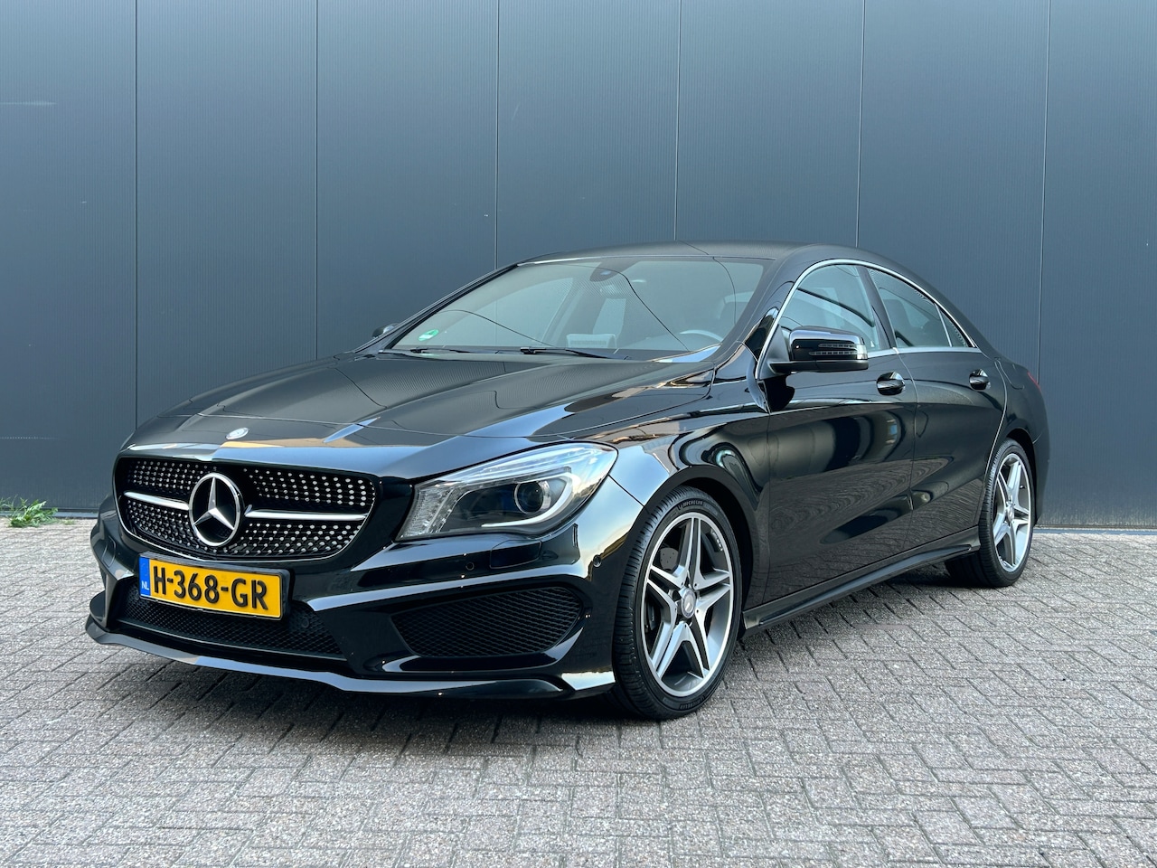 Mercedes-Benz CLA-Klasse - 200 OrangeArt Edition - AutoWereld.nl